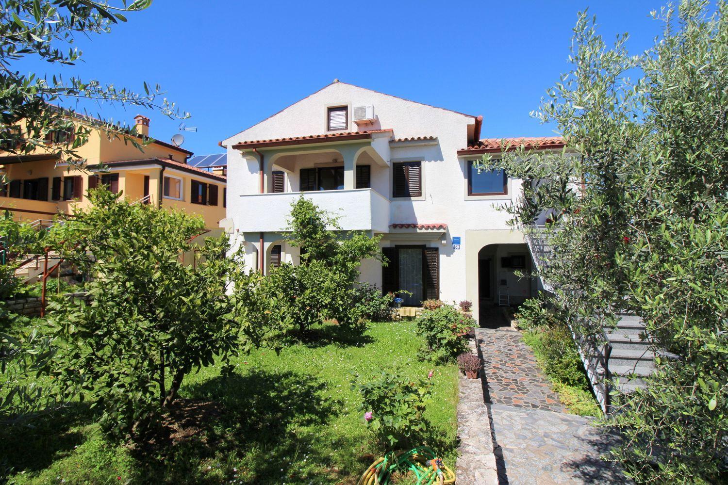 Apartment Charmantes Mit Privatem Balkon, Privatparkplatz, Wifi Und Nur 700 Meter Zum *